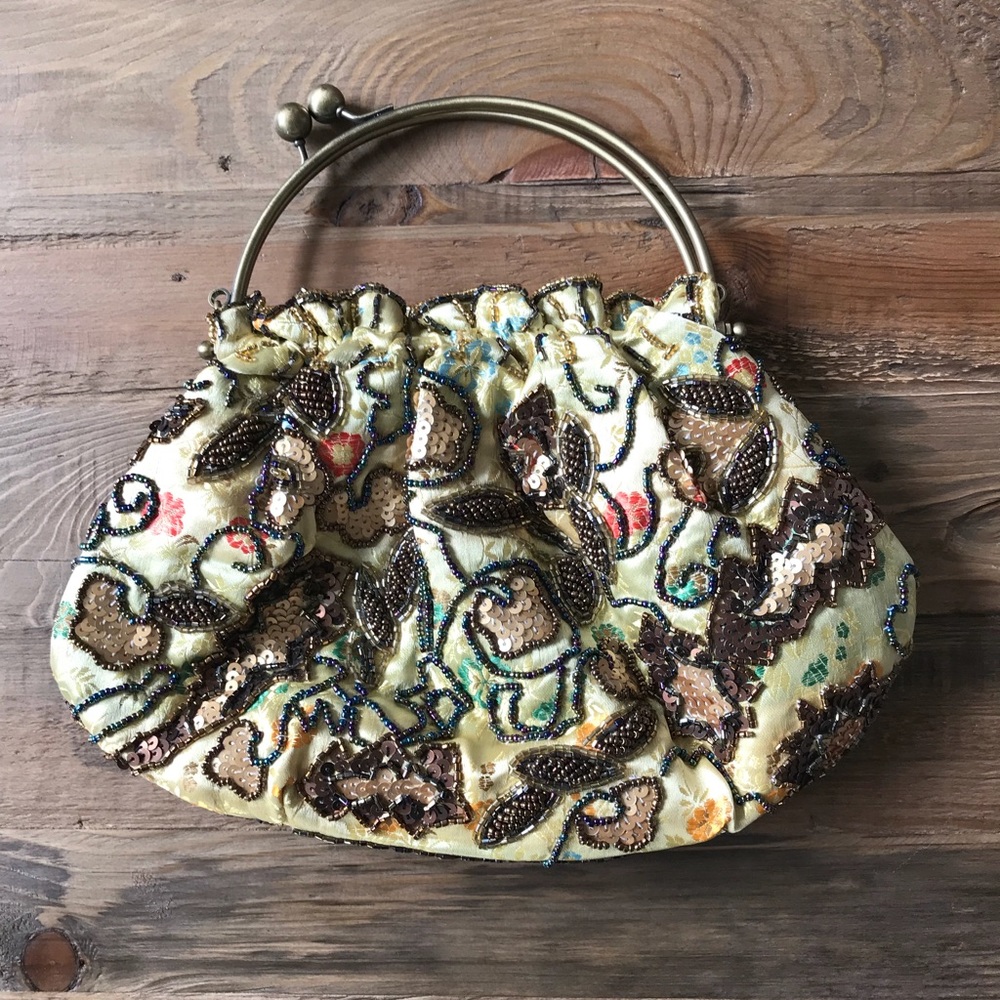 Boutique beaded bag 👛